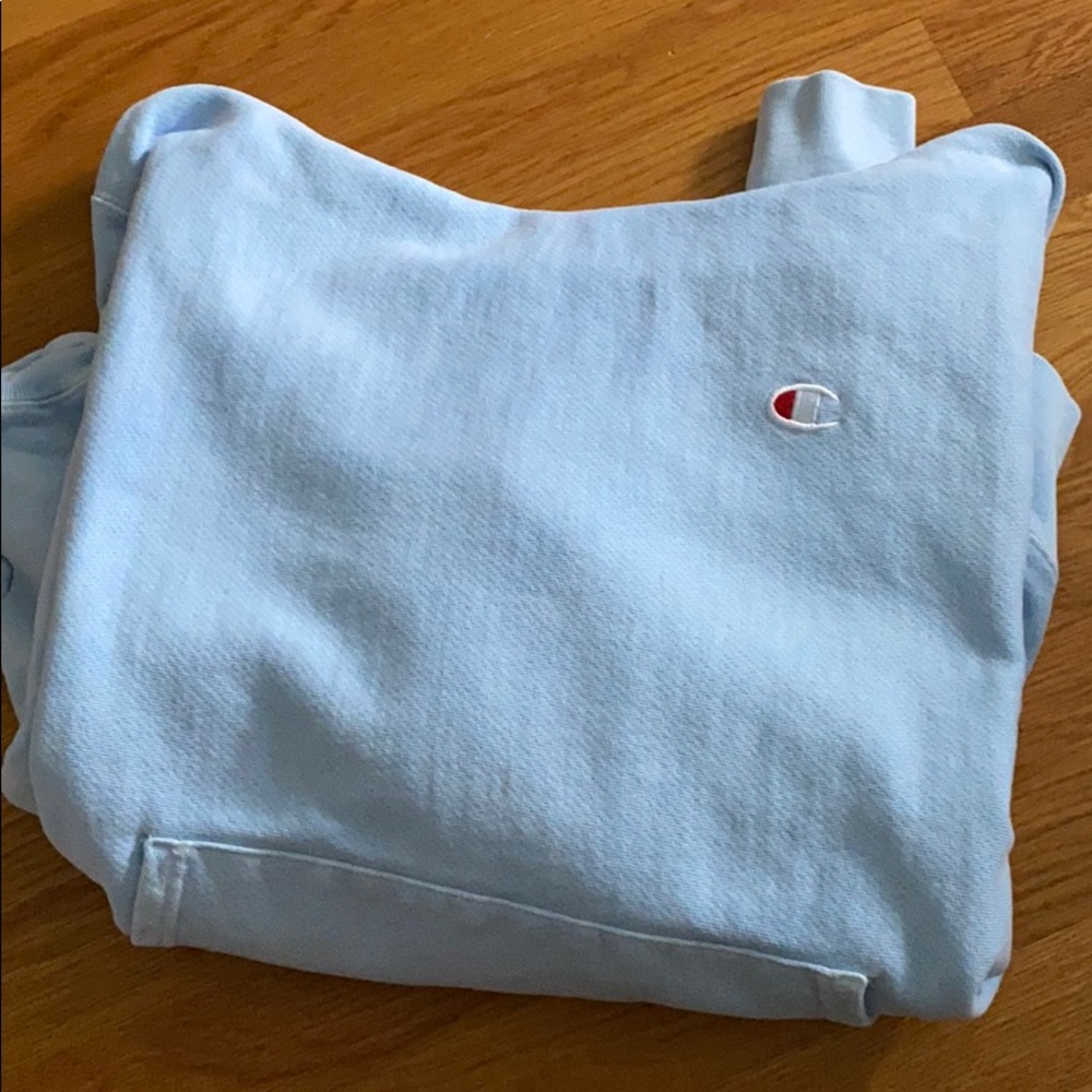 light blue champion sweatshirt